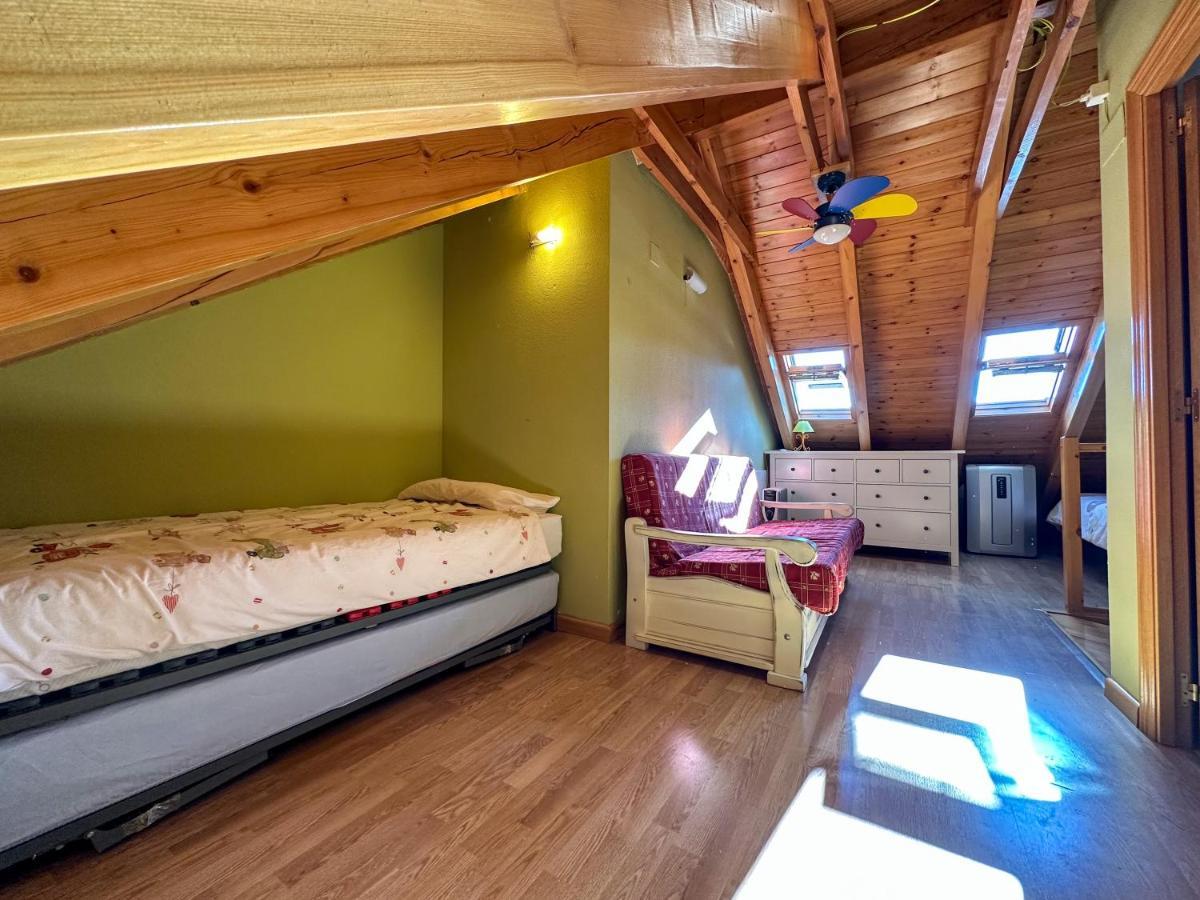 Acogedor Atico Duplex En El Centro En Biescas/4Pax Apartment Bagian luar foto